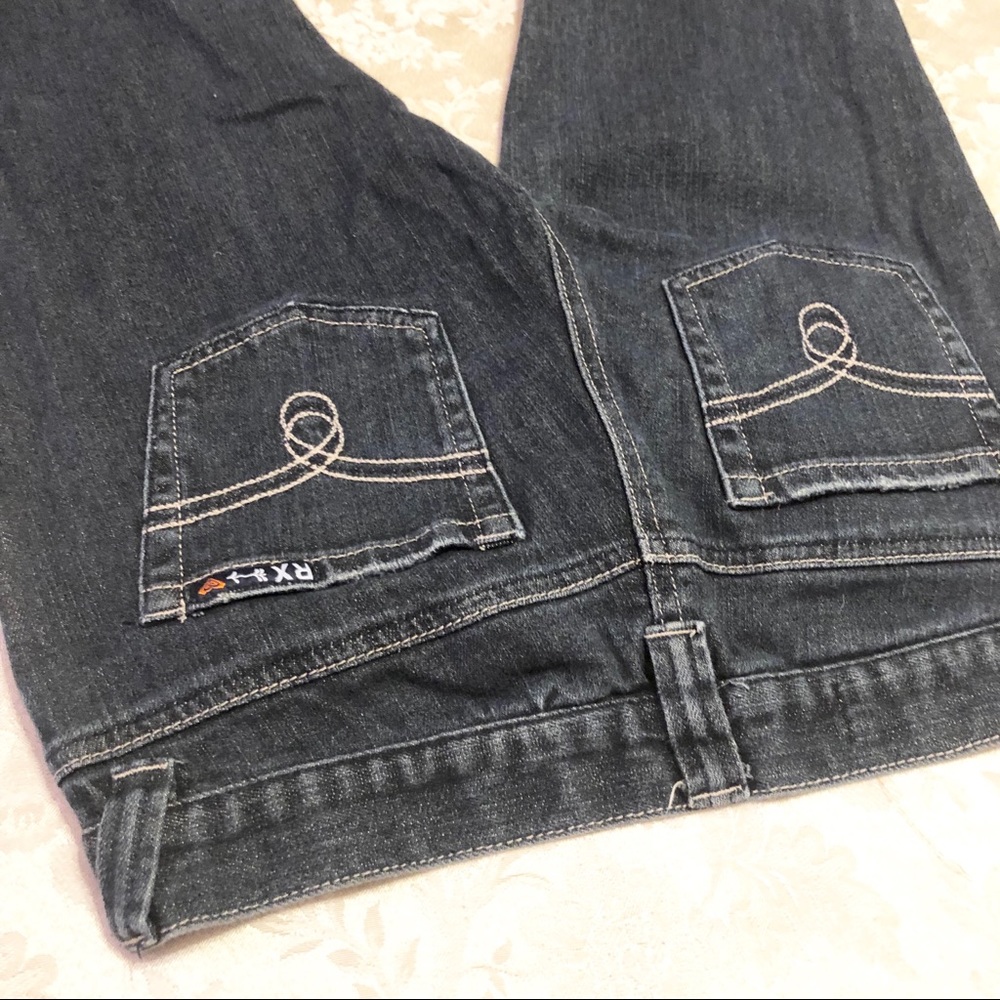 Roxy | Sunset Beach Size 7 Flair Fit Dark Wash